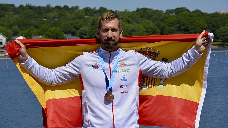 El soldado Arévalo, primer bicampeón mundial de piragüismo