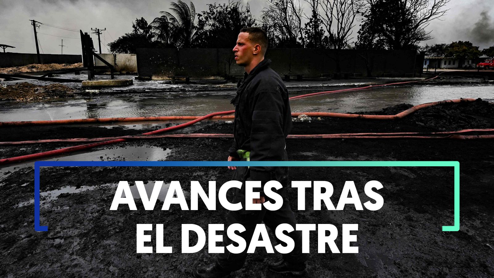 Los bomberos entran al depósito incendiado en Cuba - Modo Digital | Ver