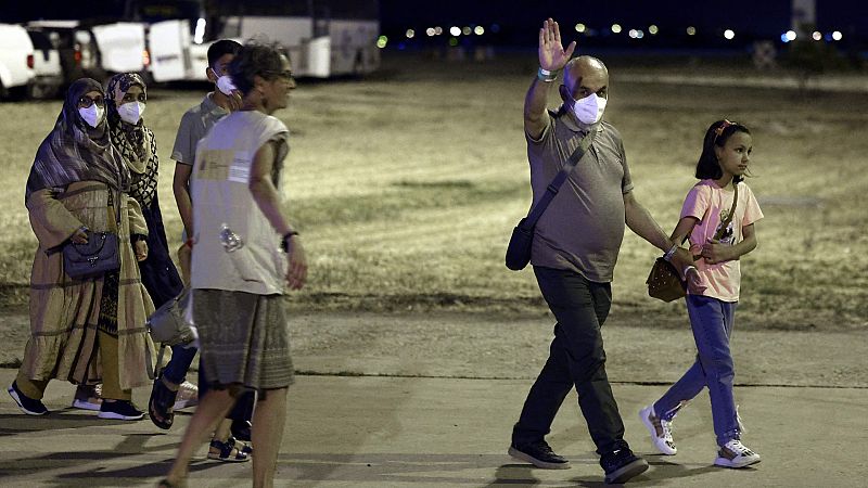 Refugiados afganos en España hacen balance de su huida un año después