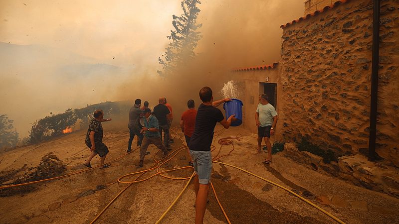 El incendio en An de Moncayo obliga al desalojo de 1.500 personas