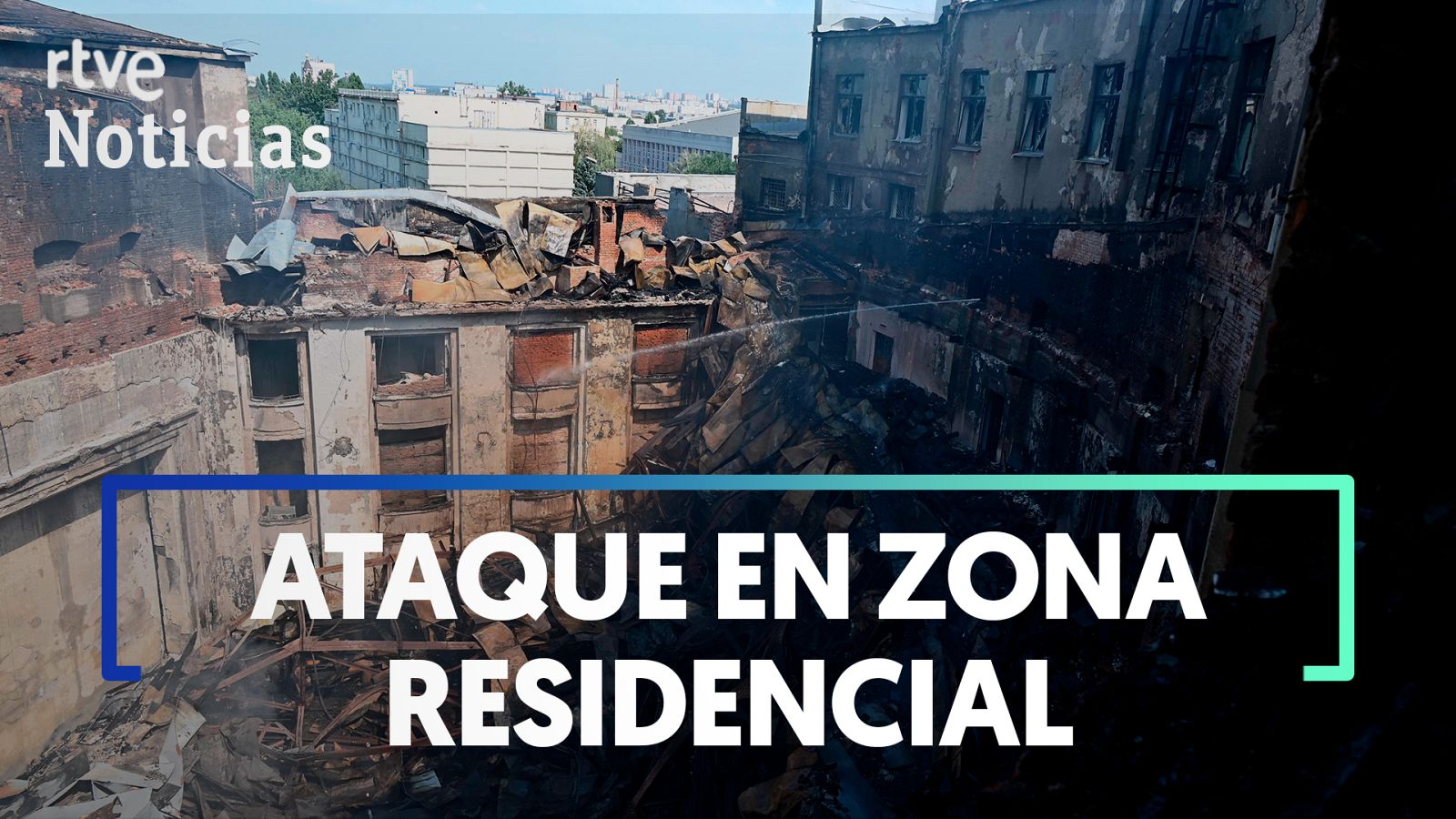 Al menos seis muertos en un bombardeo ruso sobre un edificio - Modo Digital | Ver