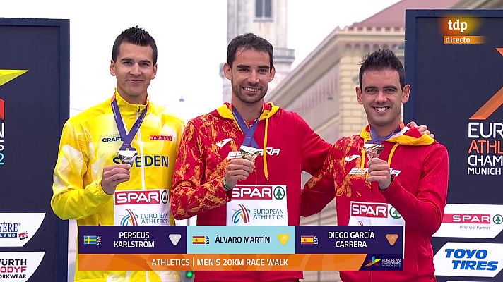 Atletismo - Entrega de medallas a Álvaro Martín y Diego García e himno de España