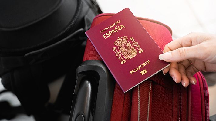 Telediario Fin de Semana - La "O" del pasaporte te puede arruinar las vacaciones