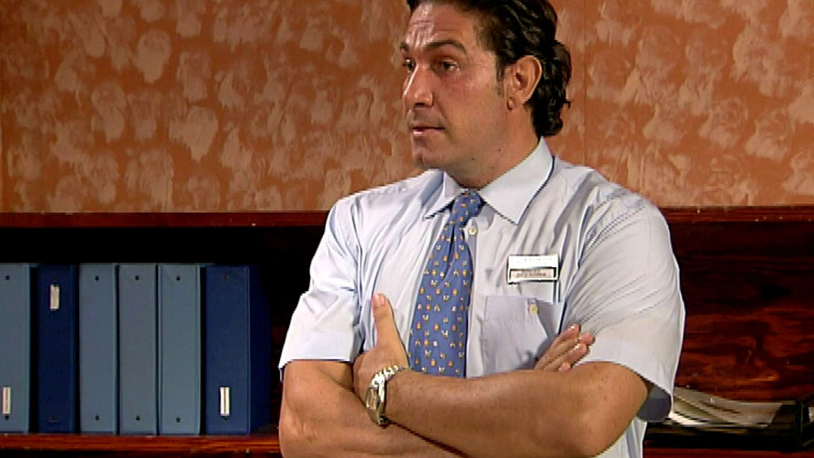 Paraíso - Temporada 3 - Episodio 12: Fugitivos - Ver ahora