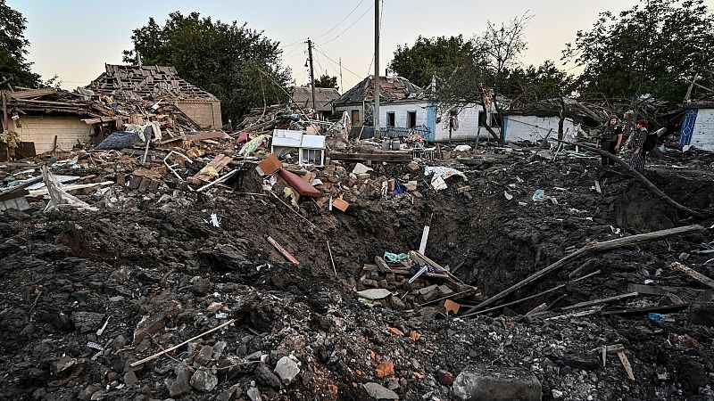 Al menos 25 muertos tras el ataque ruso contra una estación de tren en Ucrania