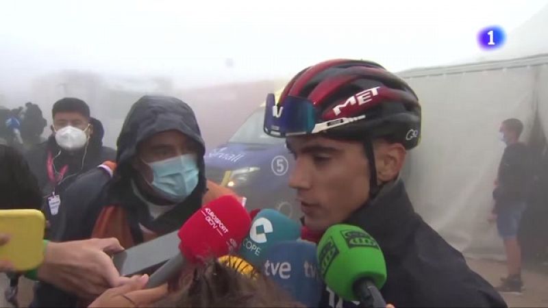 La Vuelta 2022 | Juan Ayuso: "Me he quedado en terreno de nadie y con la niebla no veía nada en el Pico Jano" -- Ver ahora