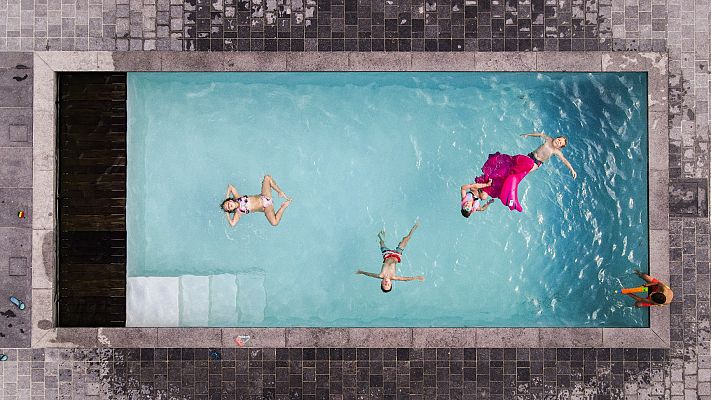 Telediario 1 - España apura las vacaciones antes de volver al trabajo