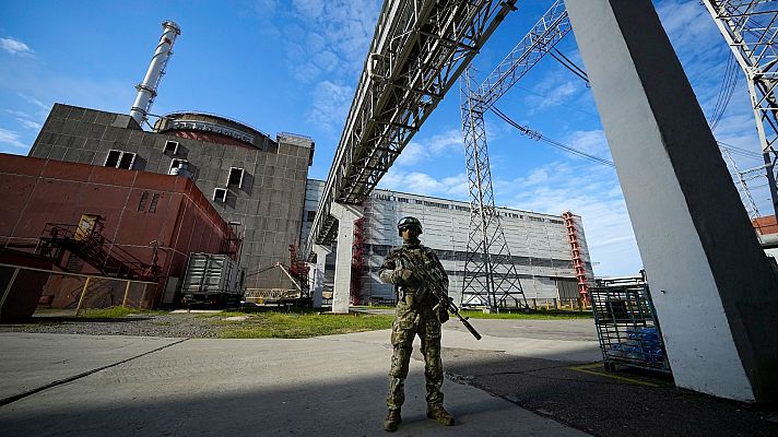 Telediario 2 - La central nuclear de Zaporiyia, desconectada de la red durante horas