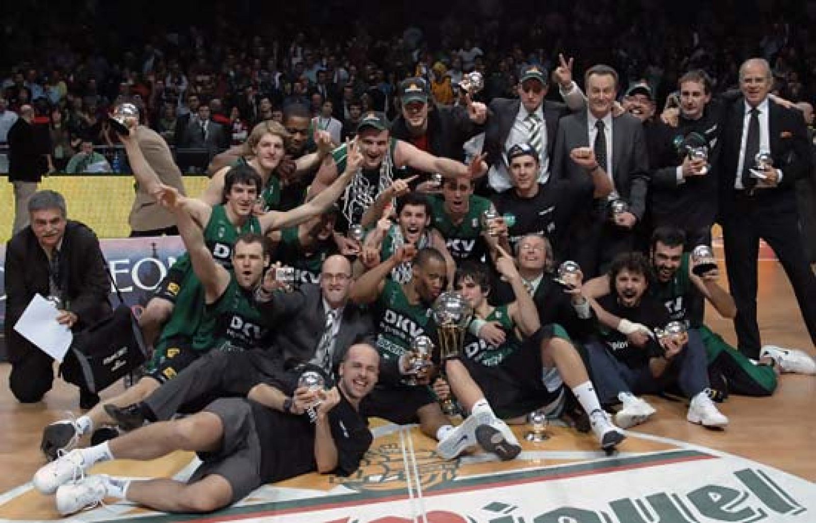 El Joventut se adjudica la Copa de 2008 - Baloncesto en RTVE | Ver