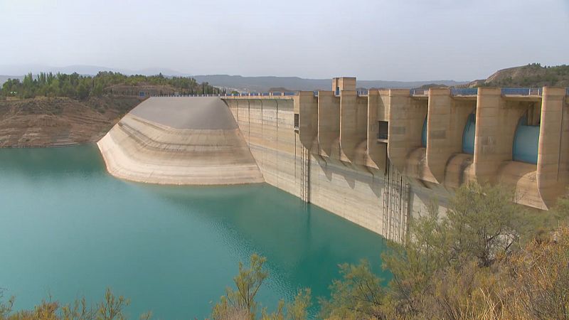 Bajan las reservas de agua - Ver ahora