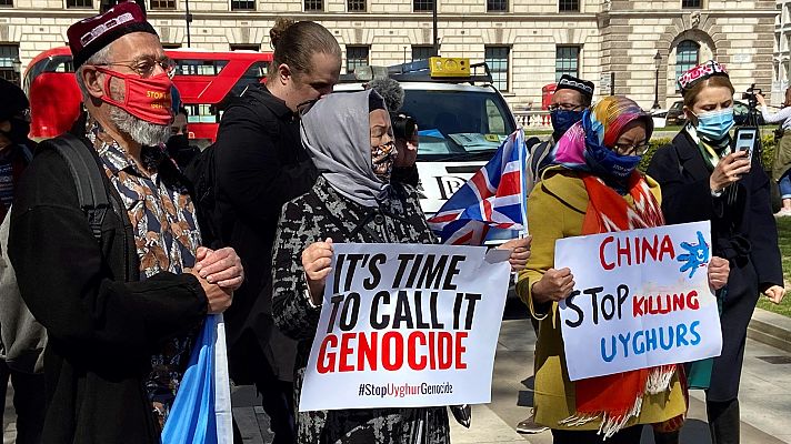 Telediario 2 - La ONU cree que China pudo cometer crímenes contra la humanidad contra los uigures