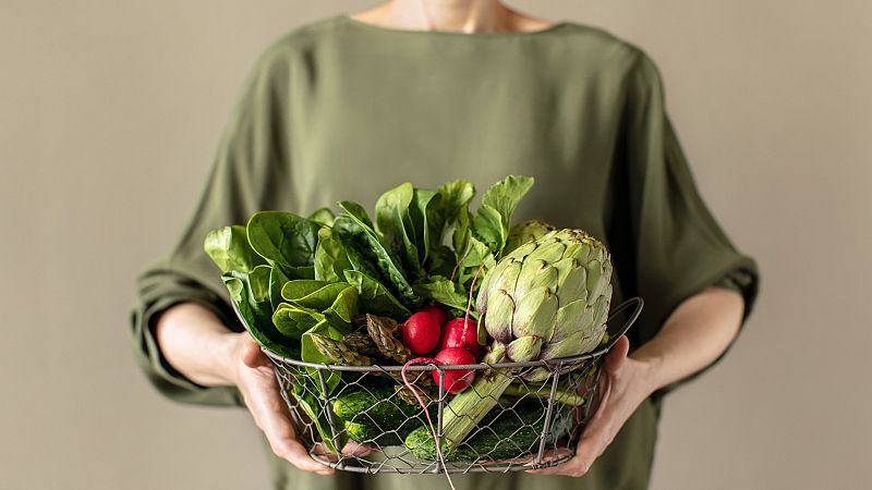 Las mujeres que llevan dieta vegana o vegetariana tienen un 30% más de probabilidad de sufrir una fractura ósea 