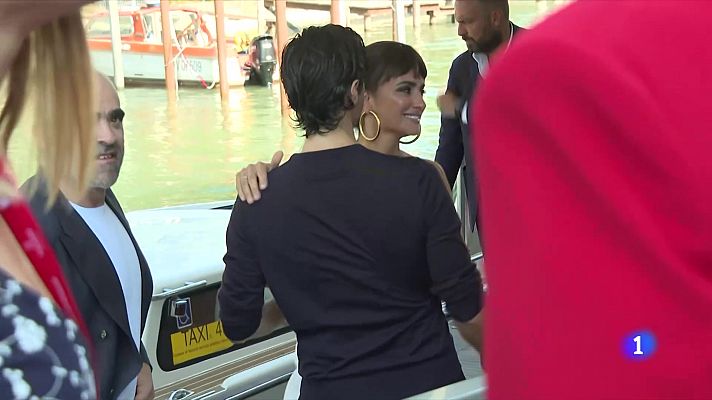 Telediario 1 - Juan Diego Botto y Penélope Cruz presentan 'En los márgenes'