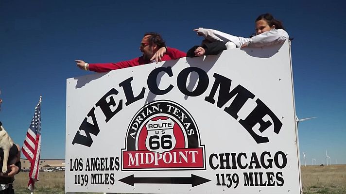 Mi Familia En La Mochila - Family Run - Perdidos en las dunas blancas