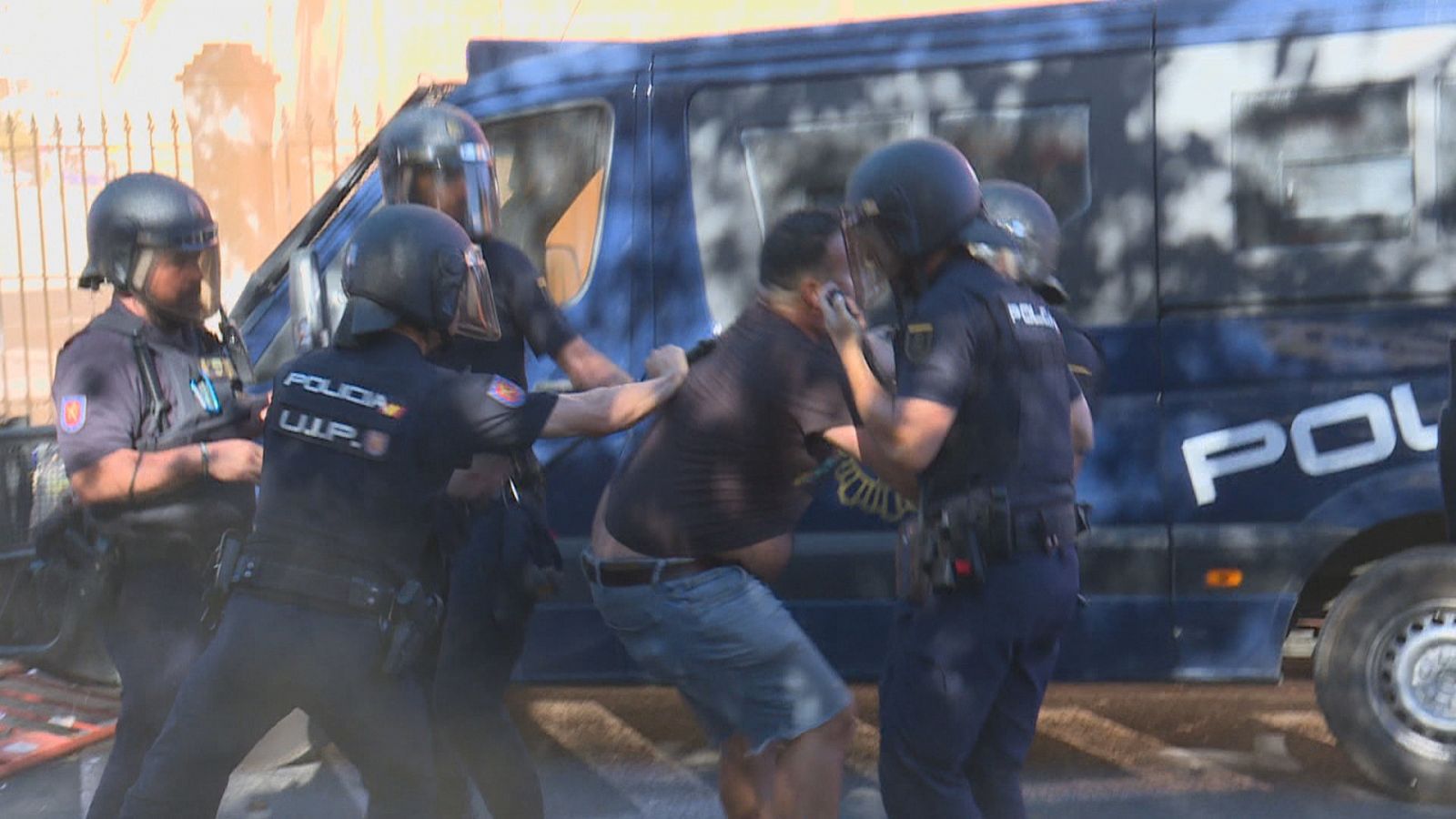 El Taxi se manifiesta - Ver ahora