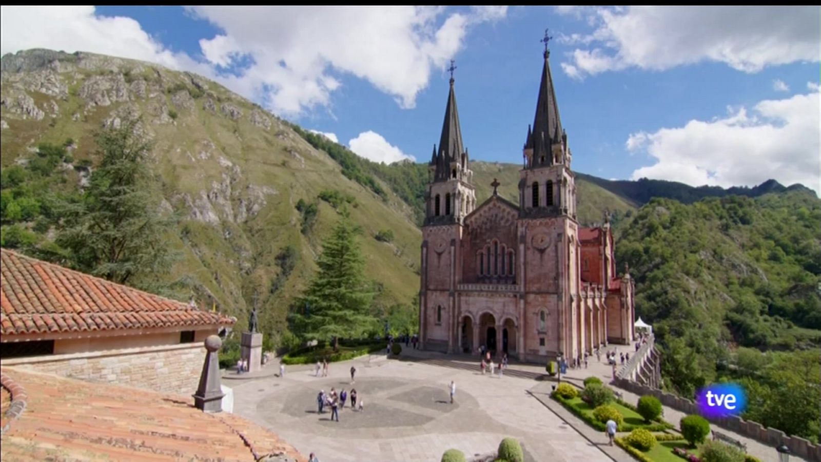 Panorama Regional: Asturias en 2' - 08/09/22 | RTVE Play