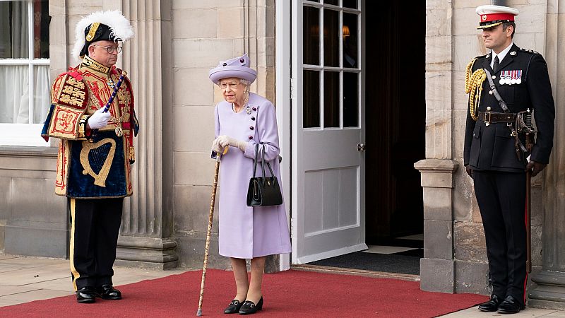Las apariciones públicas de la reina Isabel II, reducidas en los últimos meses por su estado de salud