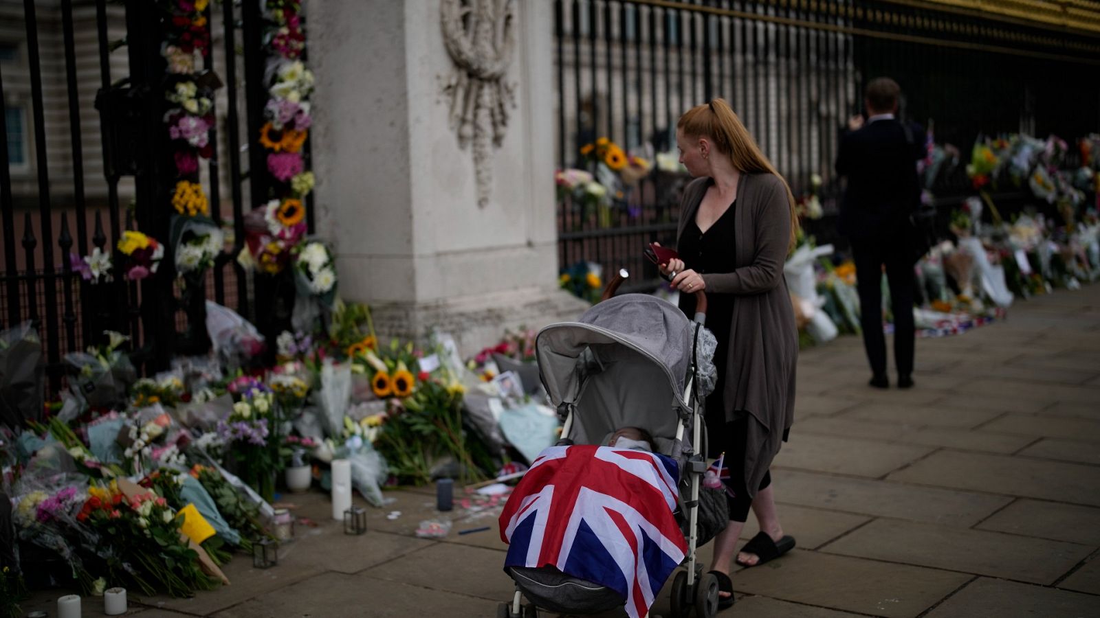 La muerte de Isabel II, un choque emocional para los británicos