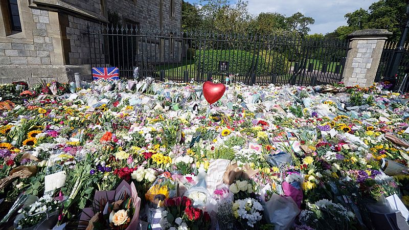 Londres, una ciudad de luto: turistas y locales despiden a la reina Isabel II
