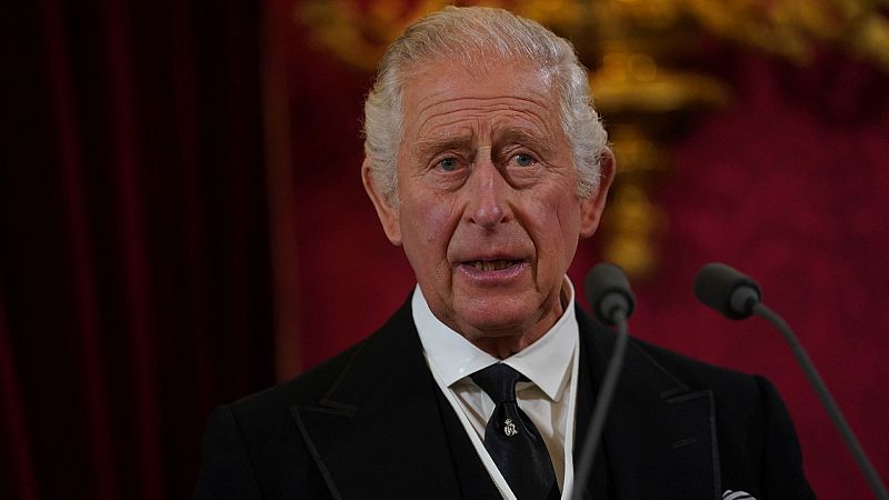 Carlos III se dirige a la nación tras ser proclamado nuevo rey de Inglaterra    