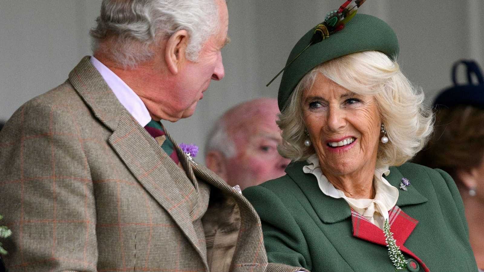 Camila, reina consorte, tras más de 20 años cuestionada | Ver