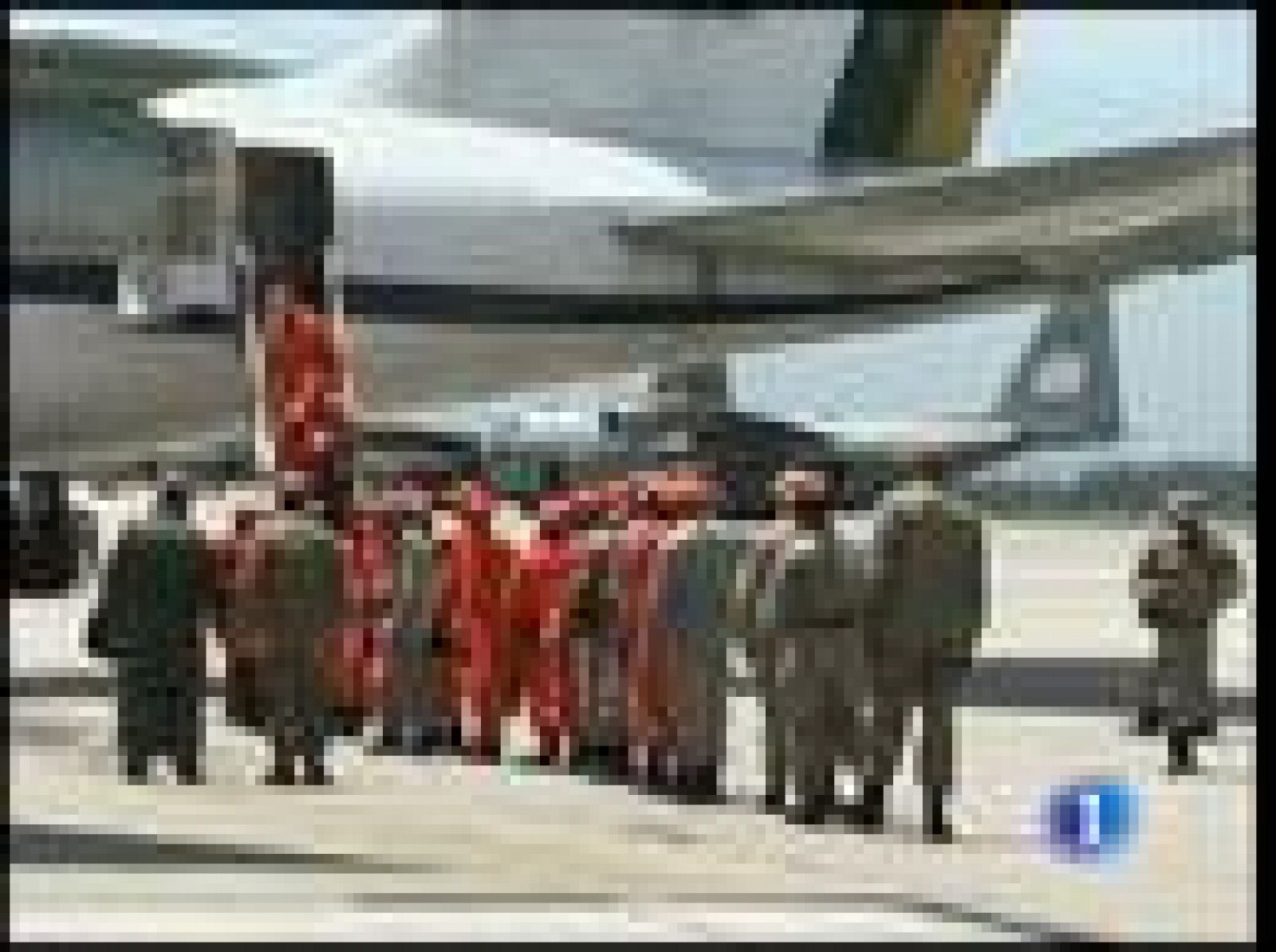 Todos los países se vuelcan enviando ayuda humanitaria a Haiti. El presidente de EE.UU, Barack Obama, ha anunciado que destinará 100 millones de dólares para paliar los efectos del terremoto. El presidente francés, Nicolas Sarkozy, ha propuesto a EE.UU y Brasil una conferencia internacional para recostruir la zona.