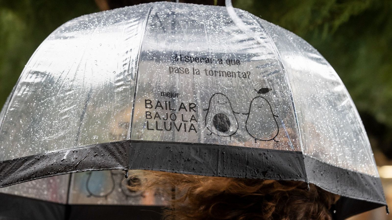 Lluvias y bajada de temperaturas en la mitad oeste del país este lunes