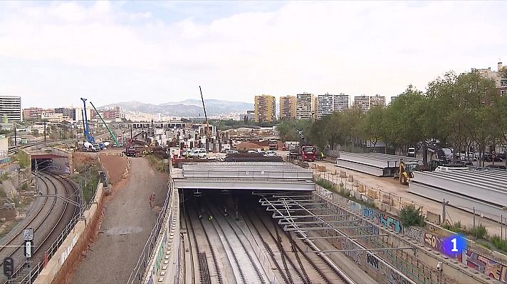 L'Informatiu - Afectacions importants en el transport de Rodalies al seu pas per Barcelona