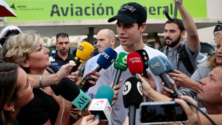 Diario 24 - Carlos Alcaraz se une a la 'Armada' en la Davis: "Vengo a aportar mi granito de arena al equipo"