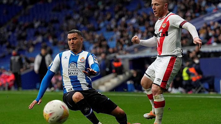 Raúl de Tomás regresa al Rayo traspasado por el Espanyol, pero no podrá jugar hasta enero