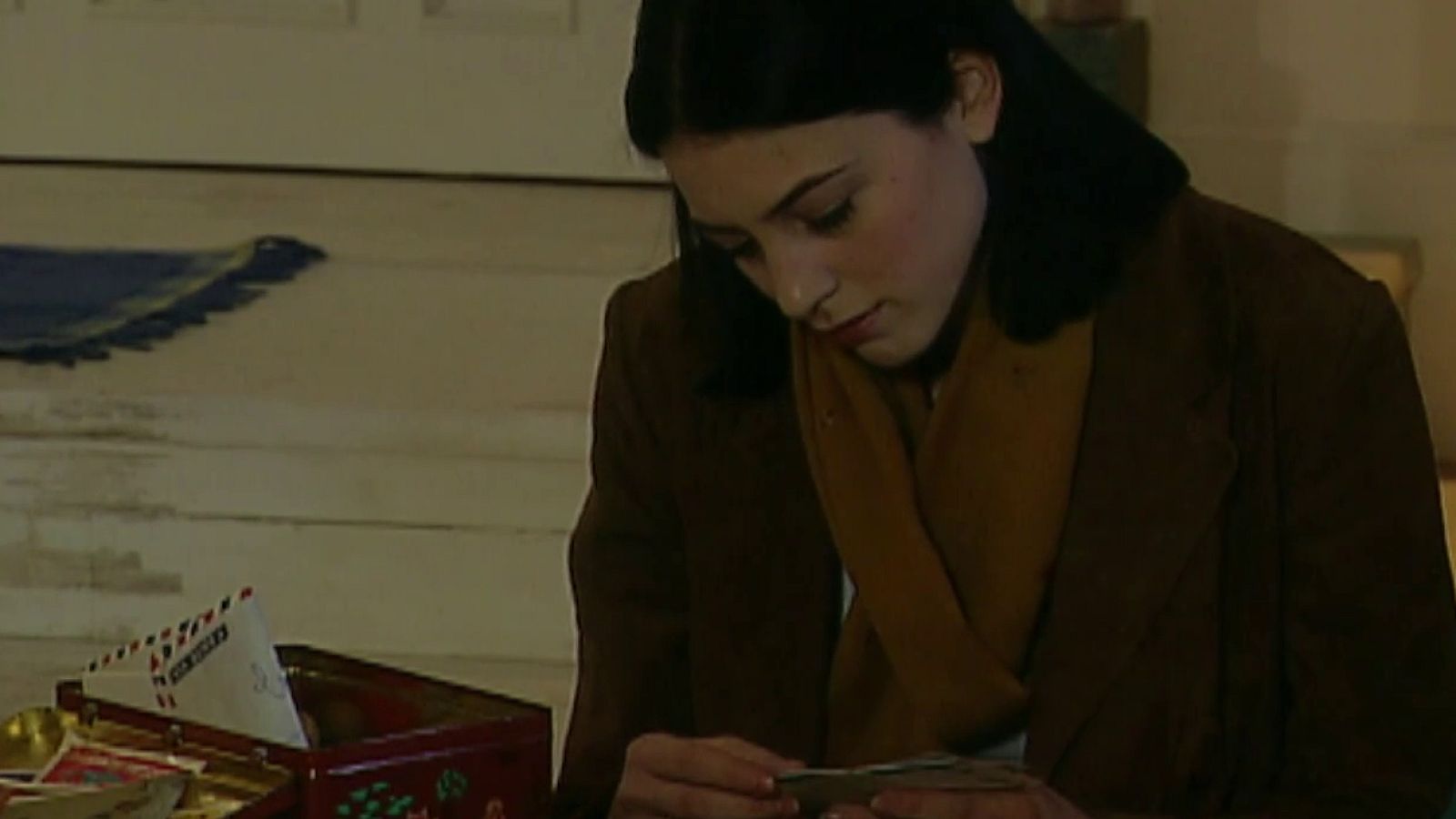 Raquel busca su sitio - Episodio 9: Mirando hacia atrás sin ira - Ver ahora