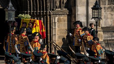 Escocia da su ltimo ados a Isabel II