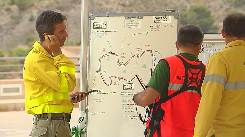 Séptimo día del fuego en Los Guájares - Ver ahora