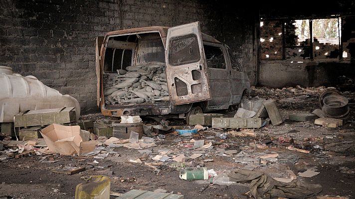 Telediario 2 - Los restos de Rusia en las zonas recuperadas por Ucrania: artillería, destrozos y mucho miedo