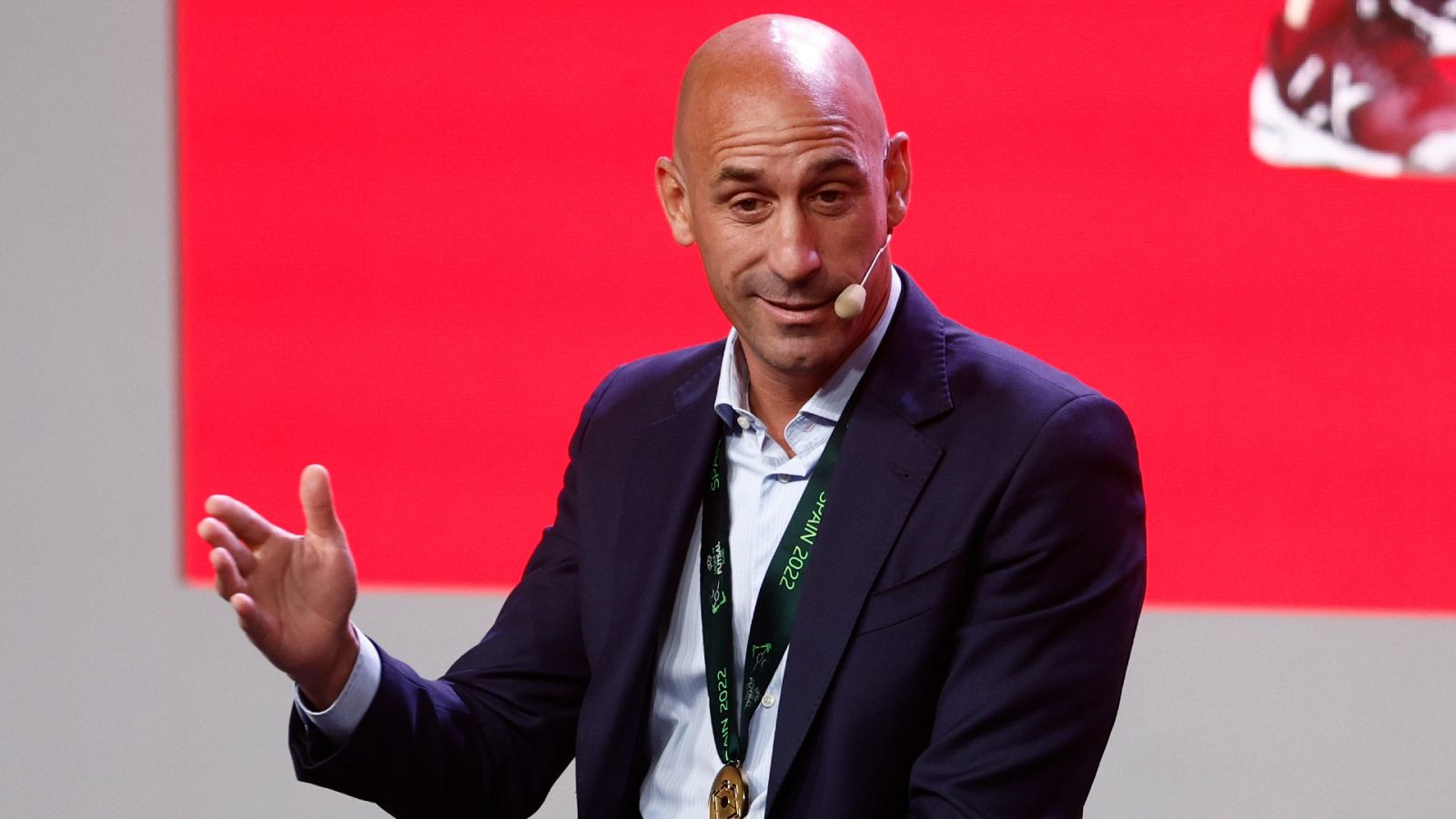 El tío de Rubiales dice que pagó orgías con dinero de la RFEF              