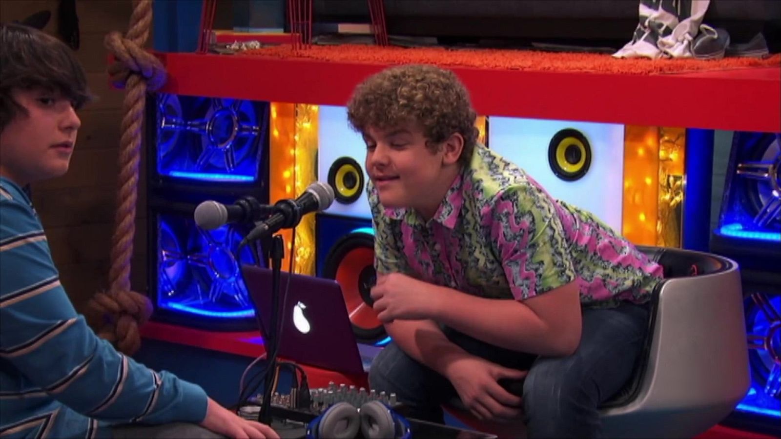 The space rock - Henry Danger en inglés | Watch