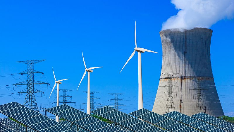 El Gobierno va a adaptar su impuesto a las grandes energéticas al modelo que propone Bruselas.