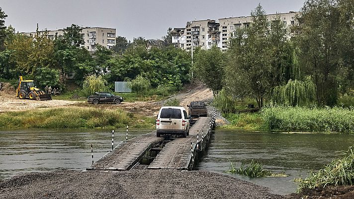 Ucrania acusa a Rusia de atacar con misiles una presa hidráulica en la ciudad natal de Zelenski