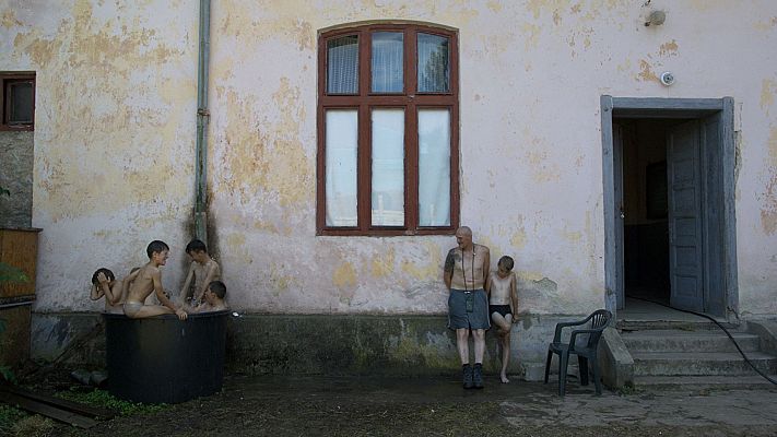 Telediario Fin de Semana - La polémica llega a San Sebastián con la película 'Sparta', un retrato de la pedofilia