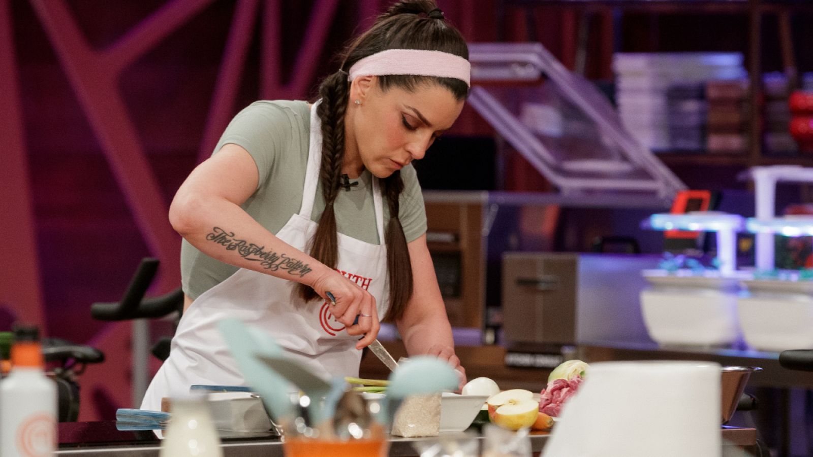 Ruth Lorenzo supera la prueba de hacer un buen arroz