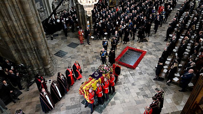 Más de 500 líderes mundiales despiden a Isabel II en Westminster