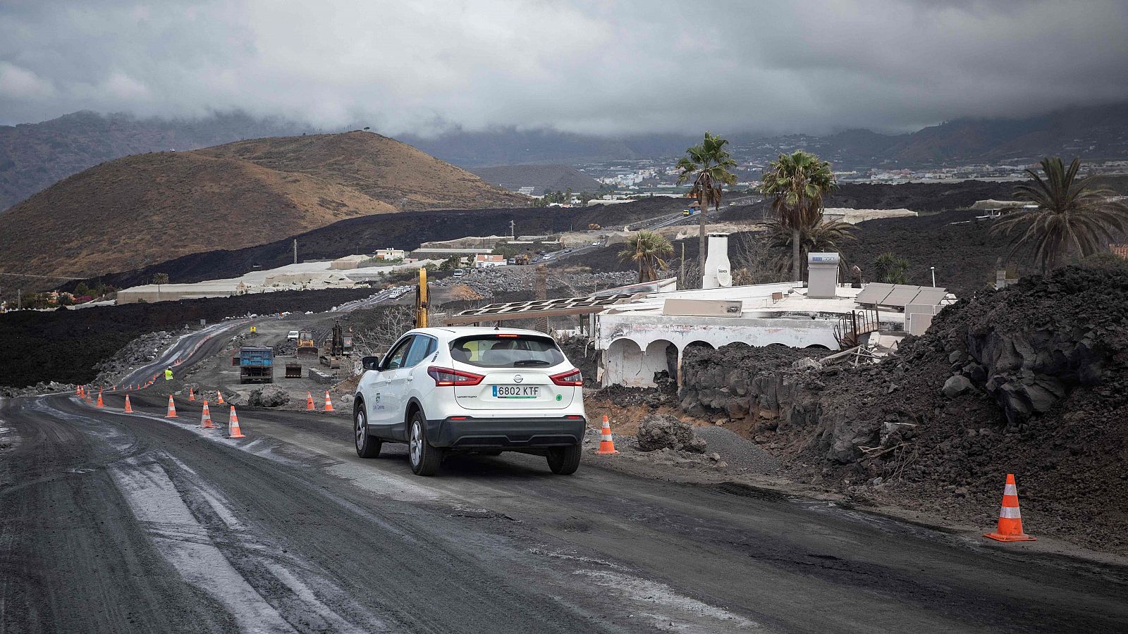 Un año después, la vida sigue en el limbo para miles de palmeros