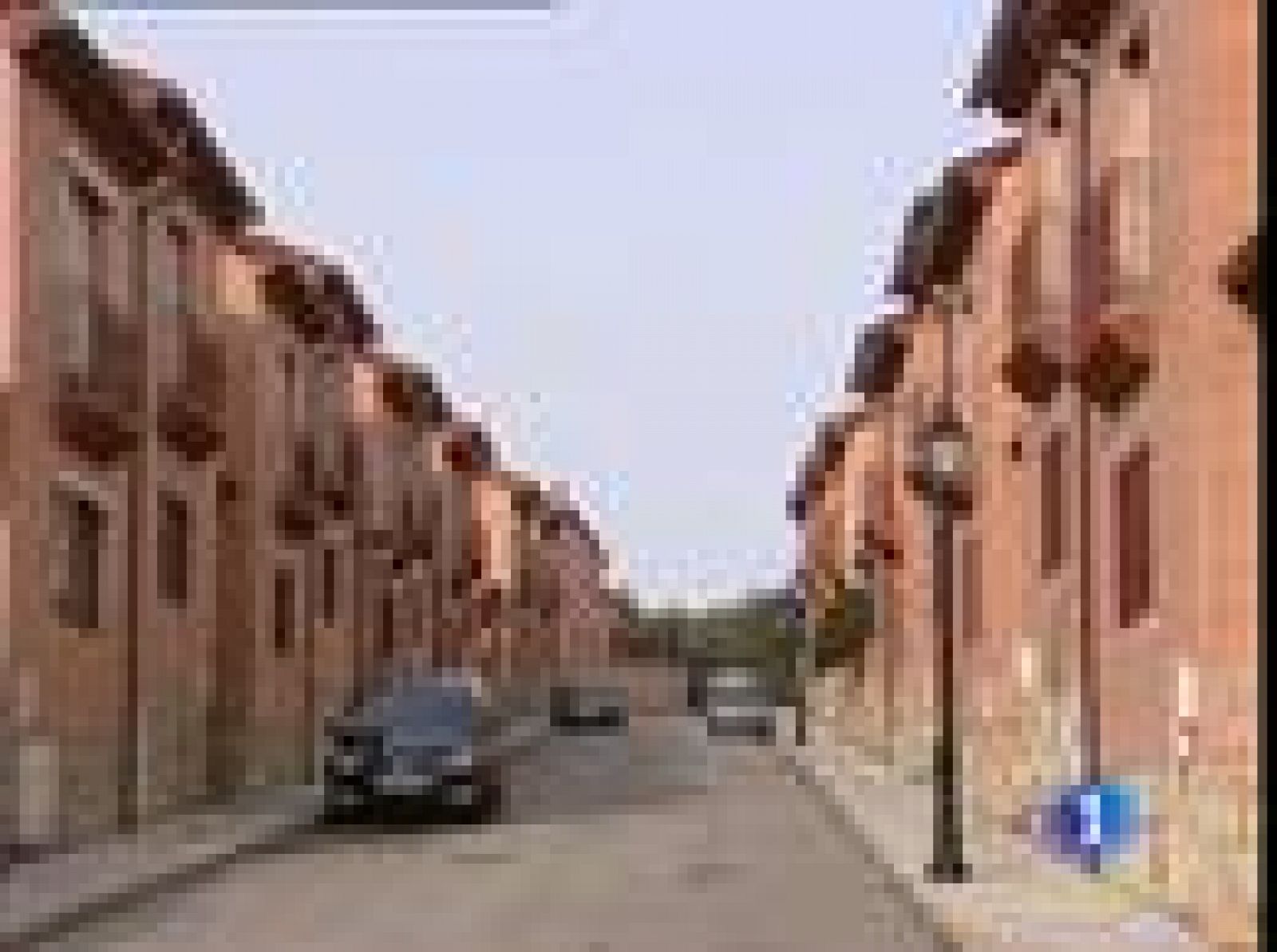 Hoy han realizado la autopsia al padre y a los dos niños taiwaneses que ayer aparecieron muertos en su casa | Ver