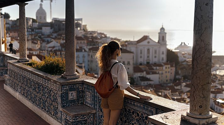 Cómo se decide el orden de los apellidos en otros países de Europa: el materno primero en Portugal y los dos en Italia