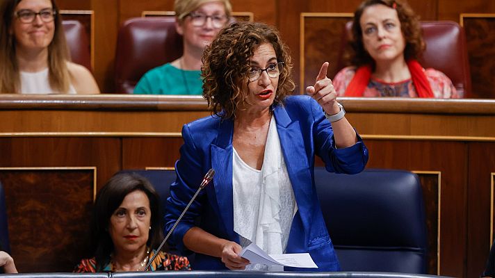 Telediario 1 - Hacienda defiende reducir el margen de las CC.AA. para evitar 'dumping fiscal' y explora gravar a grandes fortunas