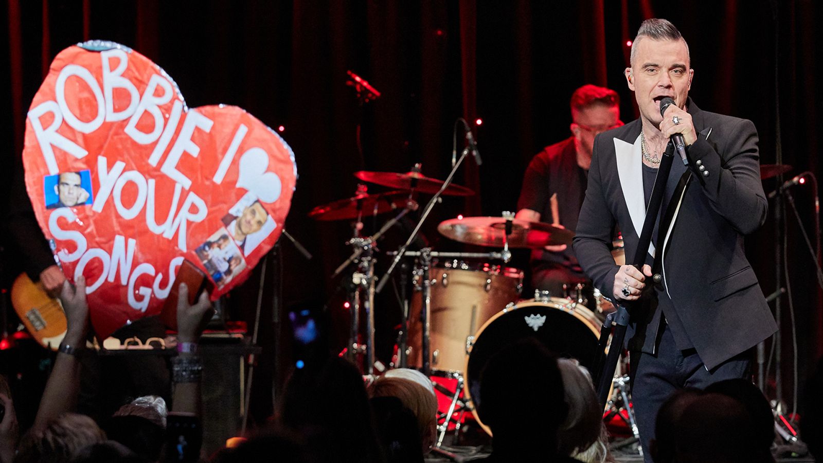 A Robbie Williams le encantar�a actuar en Eurovisi�n 2023