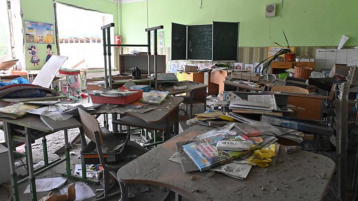 Las escuelas tampoco son un lugar seguro en Ucrania: 2.500 colegios han sido atacados