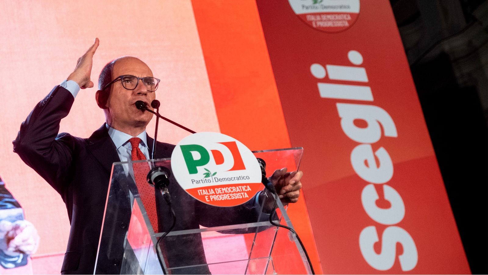 Lograr una coalición, tarea casi imposible de la izquierda en Italia