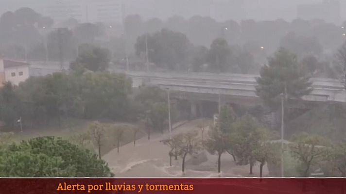 Informativo 24h - Las lluvias torrenciales en Tarragona provocan más de 140 llamadas a emergencias