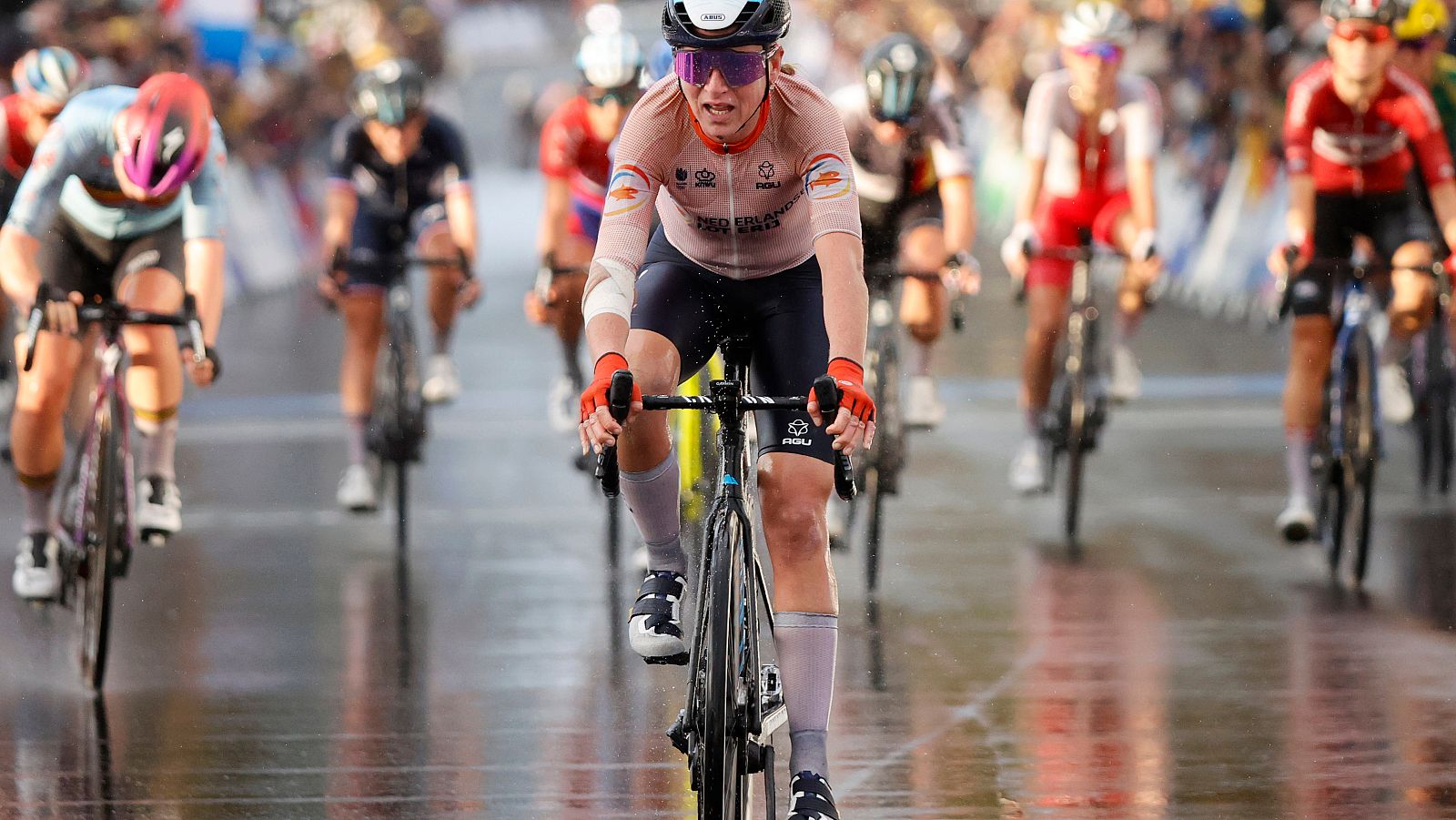 Ciclismo Van Vleuten gana el Mundial de Wollongong